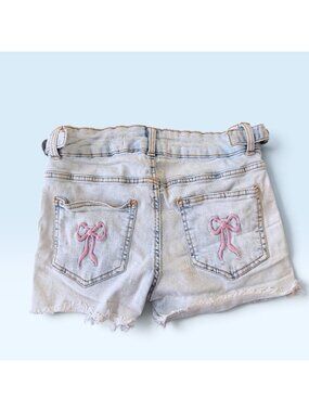 Love Trends Light Wash bow Pocket Denim Shorts